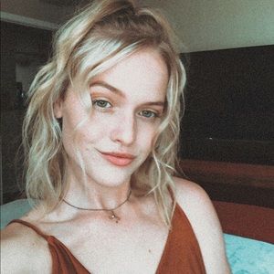 Meet your Posher, Sierra